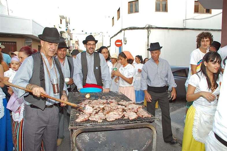 Romería popular de Marpequeña, en una imagen de archivo (Foto TA)